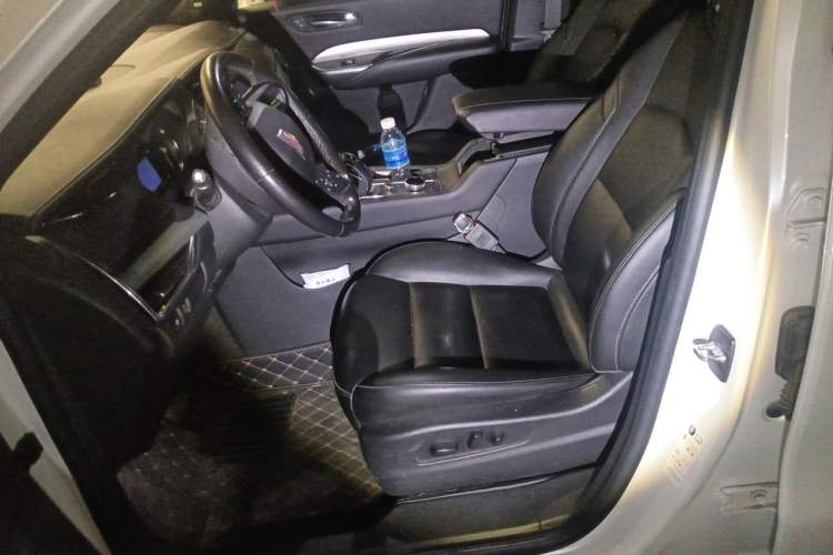 Used Cadillac XT4 2018 28T Two-Wheel Drive Leading Version Left Front Seat