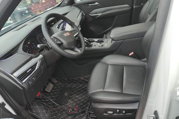 Used Cadillac XT4 2018 28T Two-Wheel Drive Leading Version Left Front Seat