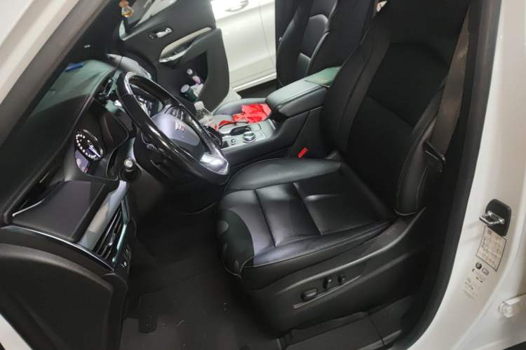 Used Cadillac XT4 2018 28T Two-Wheel Drive Leading Version Left Front Seat