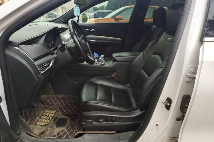 Used Cadillac XT4 2018 28T Two-Wheel Drive Leading Version Left Front Seat
