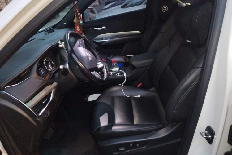 Used Cadillac XT4 2018 28T Two-Wheel Drive Leading Version Left Front Seat