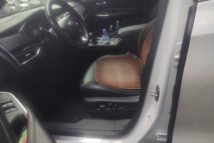 Used Cadillac XT4 2018 28T Two-Wheel Drive Tech Version Left Front Seat
