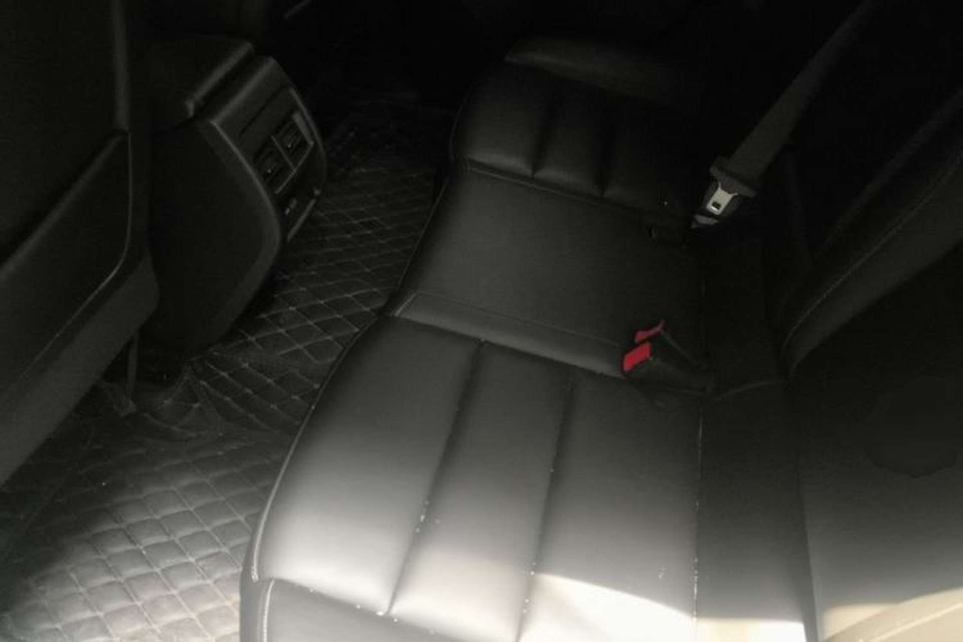 Used Cadillac XT4 2018 28T Two-Wheel Drive Leading Version Left Rear Seat