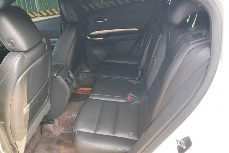 Used Cadillac XT4 2018 28T Two-Wheel Drive Leading Version Left Rear Seat
