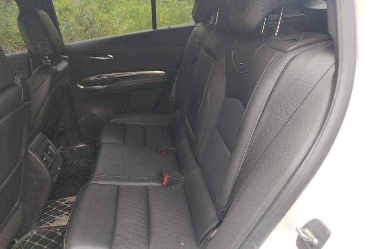 Used Cadillac XT4 2018 28T Two-Wheel Drive Tech Version Left Rear Seat
