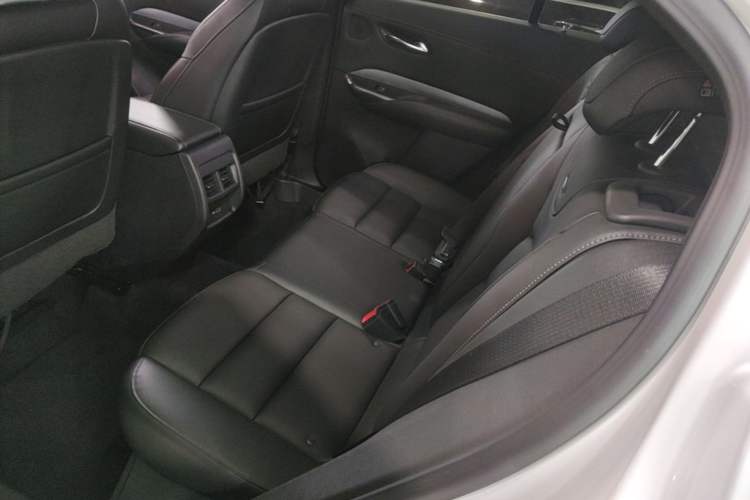 Used Cadillac XT4 2018 28T Four-Wheel Drive Leading Model Left Rear Seat