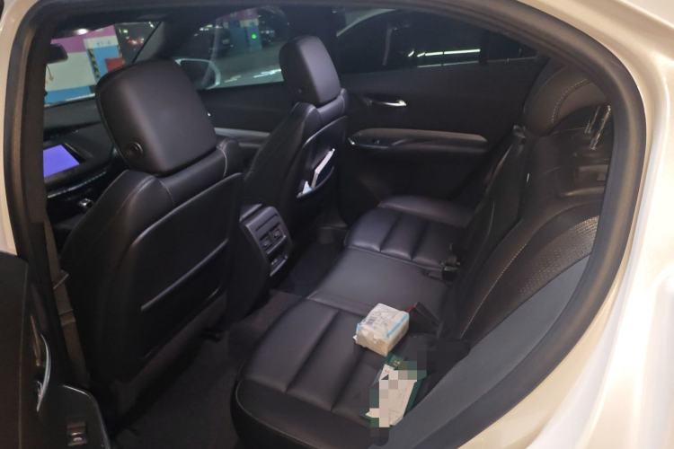 Used Cadillac XT4 2018 28T Two-Wheel Drive Leading Version Left Rear Seat