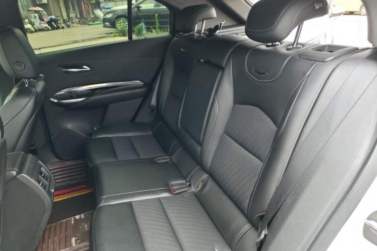 Used Cadillac XT4 2018 28T Two-Wheel Drive Tech Version Left Rear Seat