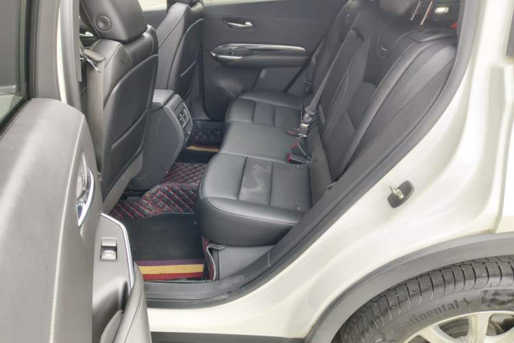 Used Cadillac XT4 2018 28T Two-Wheel Drive Tech Version Left Rear Seat