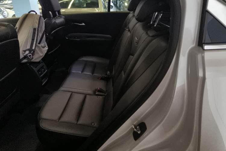 Used Cadillac XT4 2018 28T Two-Wheel Drive Leading Version Left Rear Seat