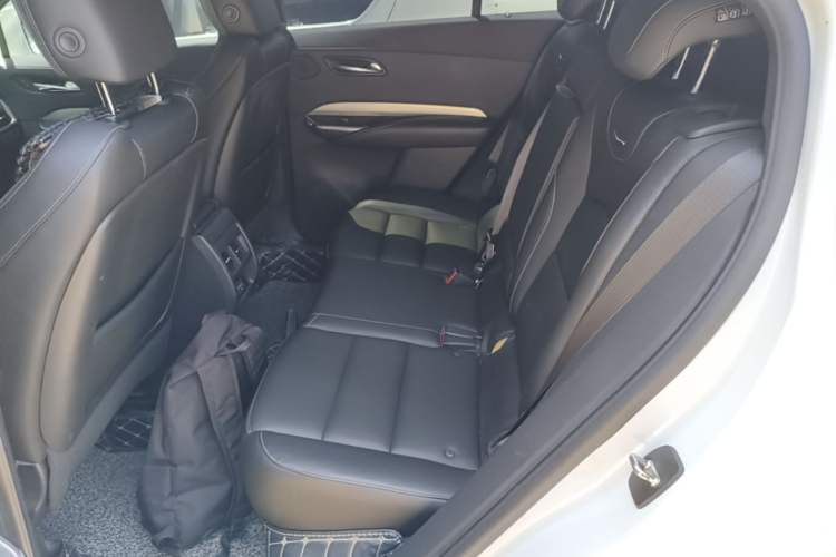 Used Cadillac XT4 2018 28T Two-Wheel Drive Leading Version Left Rear Seat