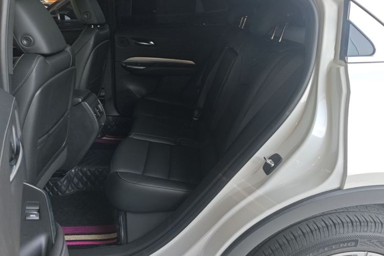 Used Cadillac XT4 2018 28T Two-Wheel Drive Leading Version Left Rear Seat