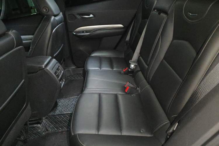 Used Cadillac XT4 2018 28T Two-Wheel Drive Leading Version Left Rear Seat