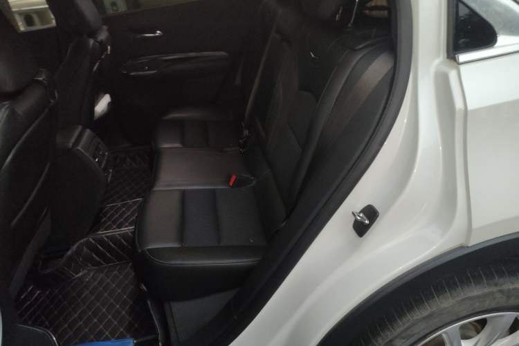 Used Cadillac XT4 2018 28T Two-Wheel Drive Tech Version Left Rear Seat