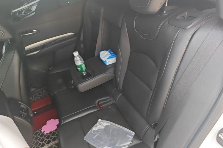Used Cadillac XT4 2018 28T Two-Wheel Drive Leading Version Left Rear Seat