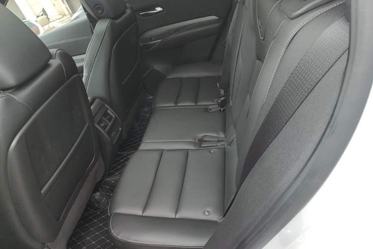 Used Cadillac XT4 2018 28T Two-Wheel Drive Leading Version Left Rear Seat