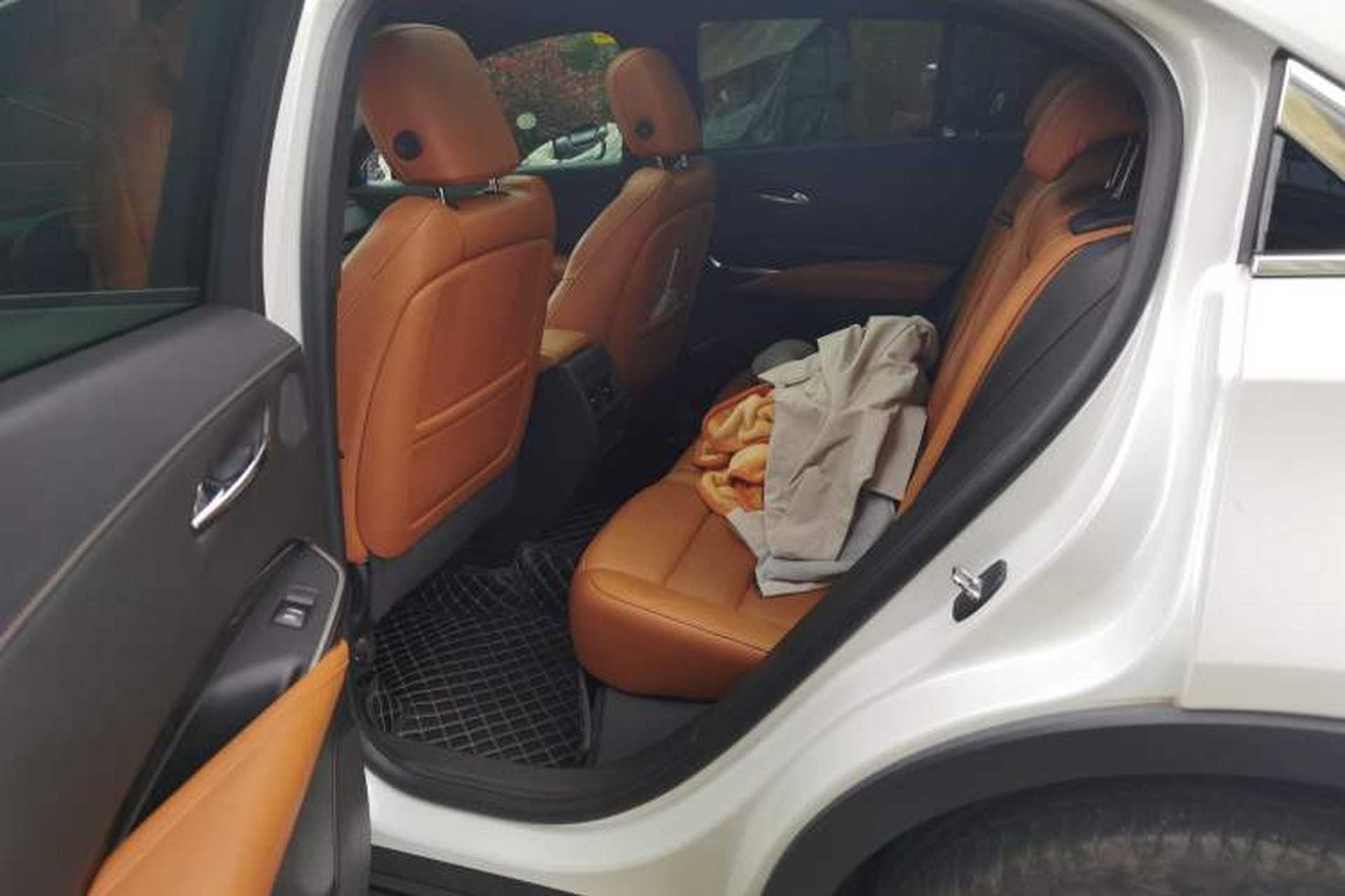 Used Cadillac XT4 2018 28T 4x4 Platinum Edition Left Rear Seat