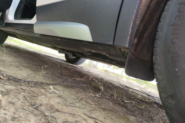 Used Cadillac XT4 2018 28T Two-Wheel Drive Leading Version Left Side Sill