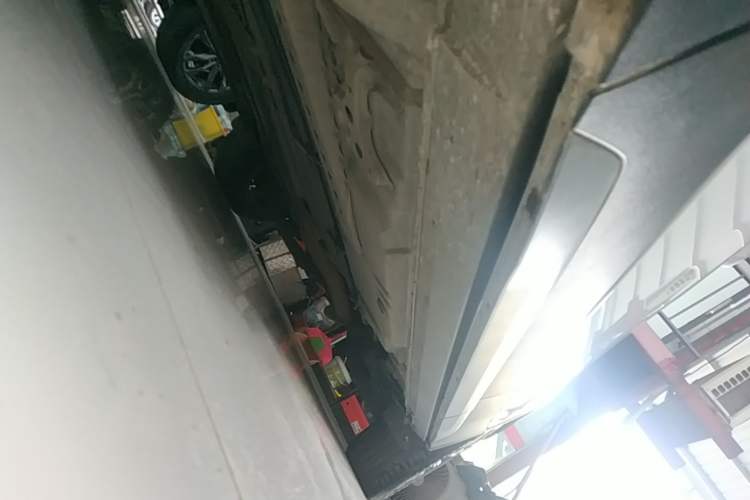 Used Cadillac XT4 2018 28T Two-Wheel Drive Leading Version Left Side Sill