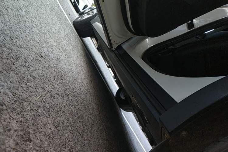 Used Cadillac XT4 2018 28T Four-Wheel Drive Leading Model Left Side Sill