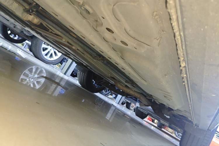 Used Cadillac XT4 2018 28T Two-Wheel Drive Leading Version Left Side Sill