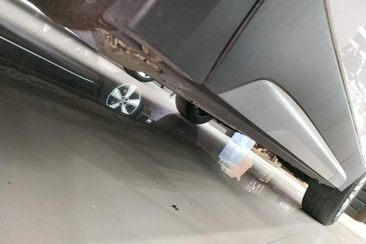 Used Cadillac XT4 2018 28T Two-Wheel Drive Leading Version Left Side Sill