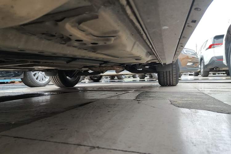 Used Cadillac XT4 2018 28T Two-Wheel Drive Leading Version Left Side Sill