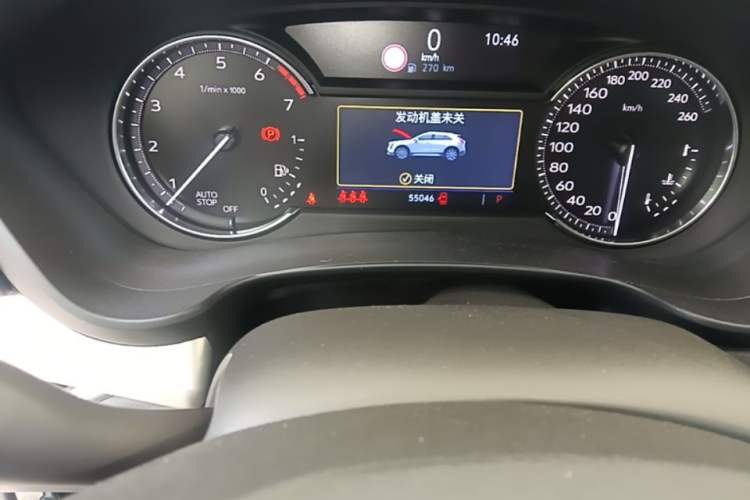 Used Cadillac XT4 2018 28T Two-Wheel Drive Leading Version Odometer Close Up