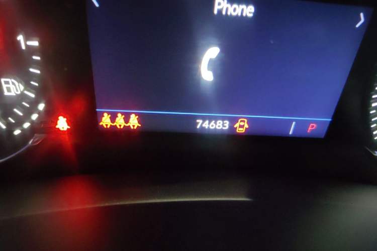 Used Cadillac XT4 2018 28T Two-Wheel Drive Leading Version Odometer Close Up