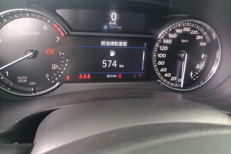 Used Cadillac XT4 2018 28T Two-Wheel-Drive Luxury Model Odometer Close Up
