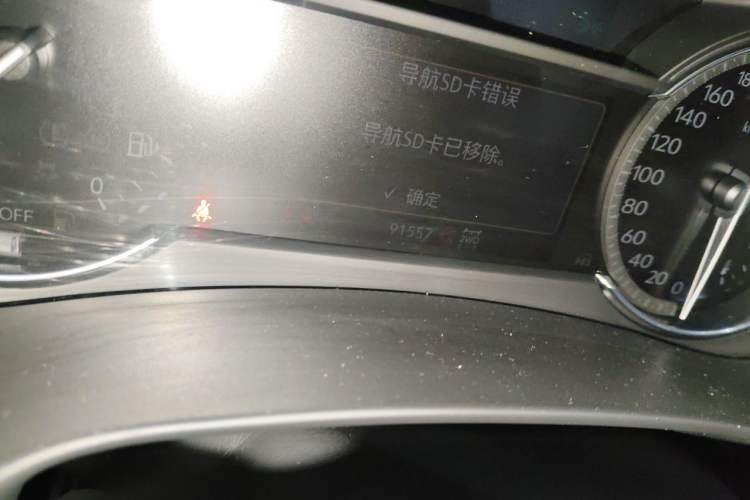 Used Cadillac XT4 2018 28T Four-Wheel Drive Leading Model Odometer Close Up