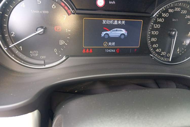 Used Cadillac XT4 2018 28T Two-Wheel Drive Leading Version Odometer Close Up