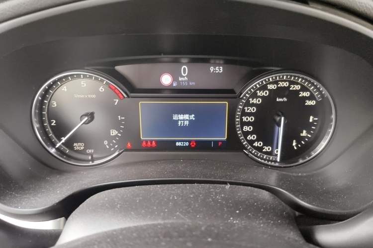 Used Cadillac XT4 2018 28T Two-Wheel Drive Leading Version Odometer Close Up
