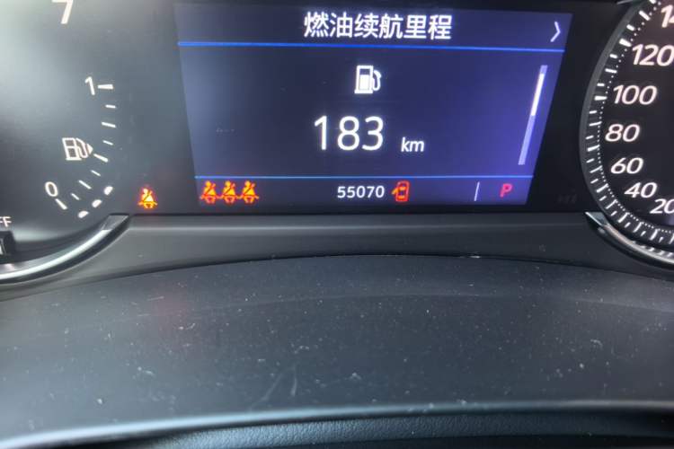 Used Cadillac XT4 2018 28T Two-Wheel Drive Leading Version Odometer Close Up