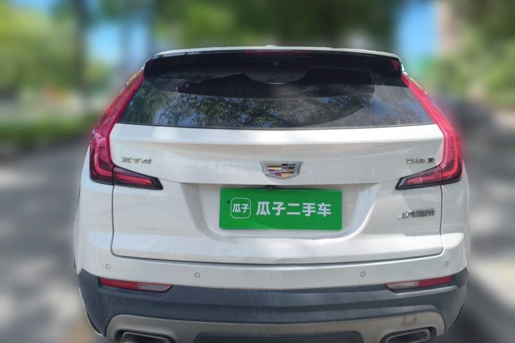 Used Cadillac XT4 2018 28T Two-Wheel-Drive Luxury Model Rear