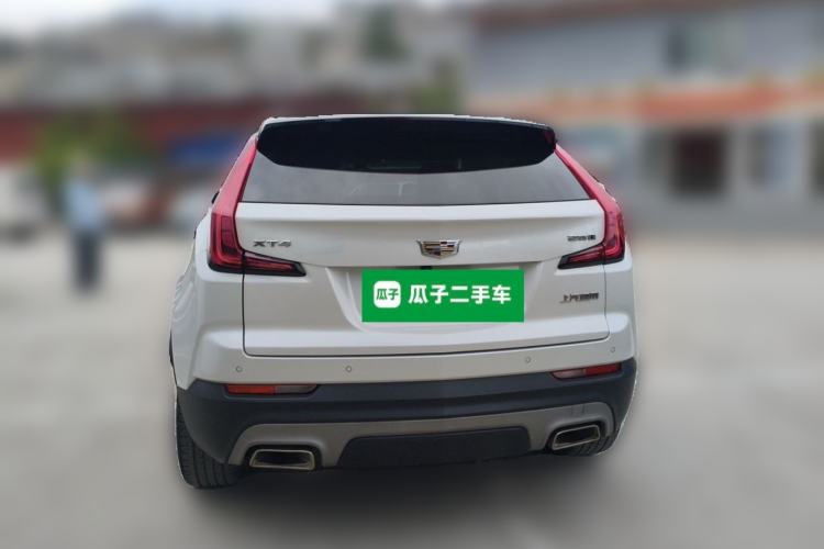 Used Cadillac XT4 2018 28T Two-Wheel-Drive Luxury Model Rear