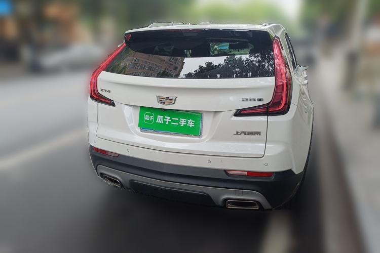Used Cadillac XT4 2018 28T Two-Wheel-Drive Luxury Model Rear
