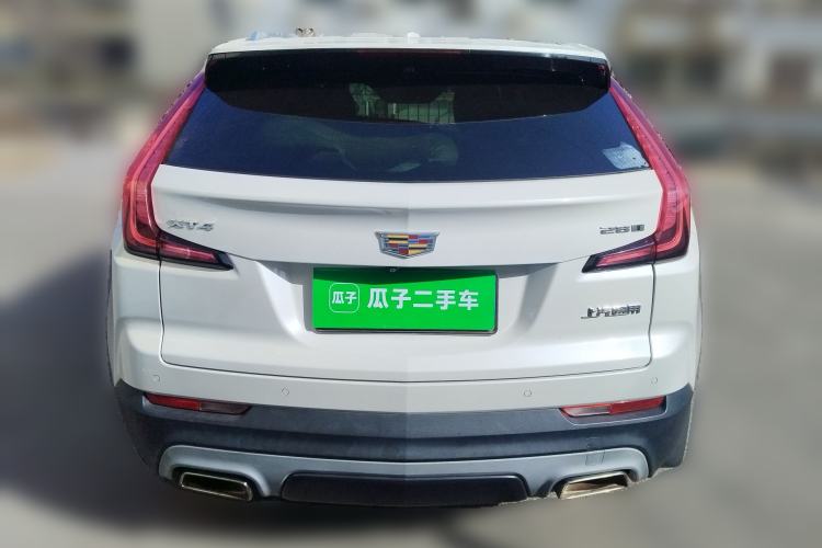 Used Cadillac XT4 2018 28T Two-Wheel-Drive Luxury Model Rear