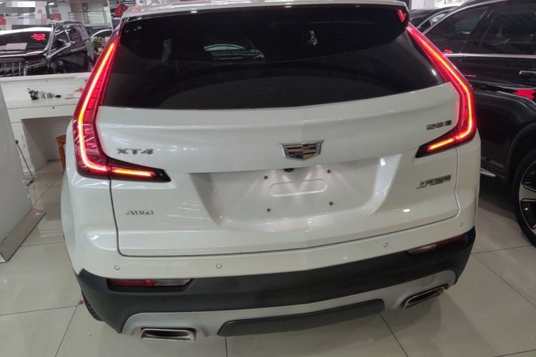 Used Cadillac XT4 2018 28T Four-Wheel Drive Leading Model Rear
