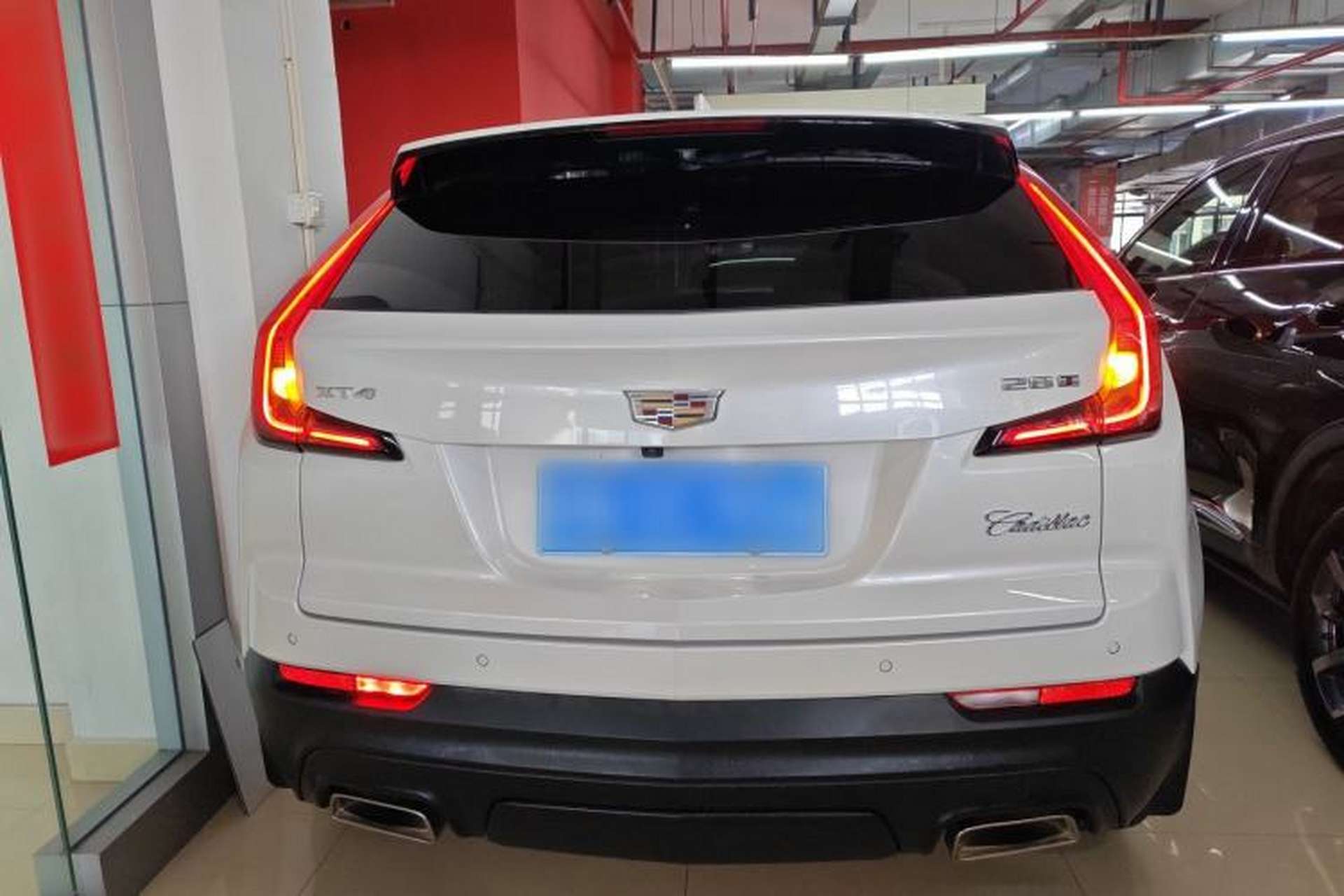 Used Cadillac XT4 2018 28T Two-Wheel Drive Tech Version Rear