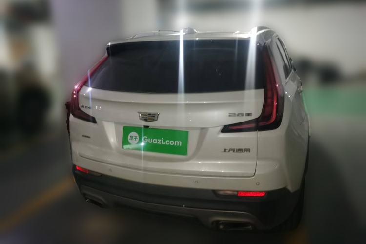 Used Cadillac XT4 2018 28T 4x4 Platinum Edition Rear