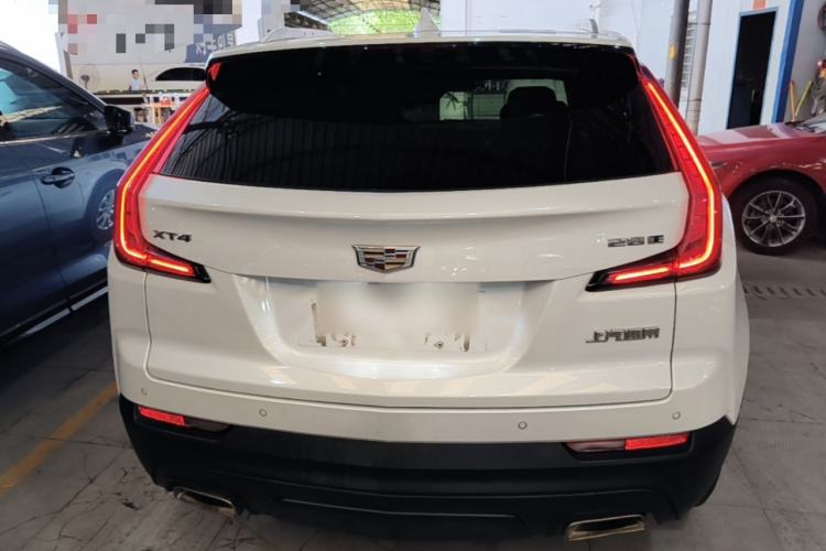 Used Cadillac XT4 2018 28T Two-Wheel Drive Tech Version Rear