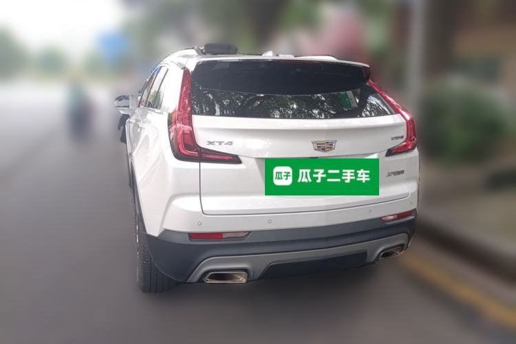 Used Cadillac XT4 2018 28T Two-Wheel-Drive Luxury Model Rear Left 45 Deg