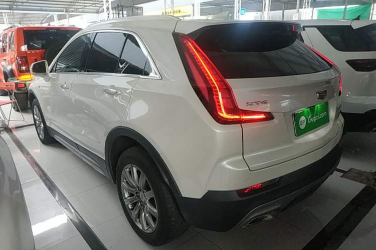 Used Cadillac XT4 2018 28T Two-Wheel Drive Leading Version Rear Left 45 Deg