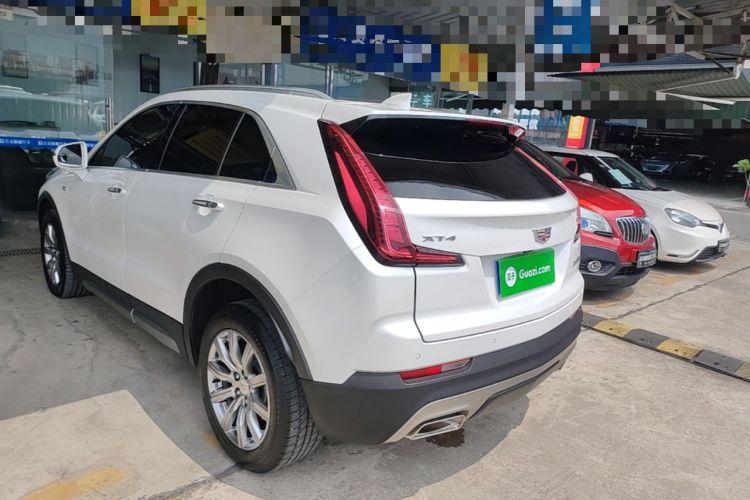 Used Cadillac XT4 2018 28T Two-Wheel-Drive Luxury Model Rear Left 45 Deg