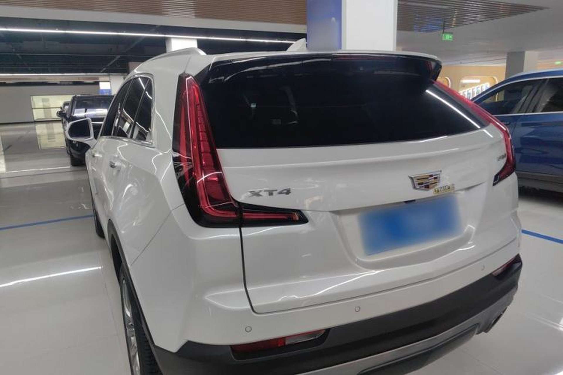 Used Cadillac XT4 2018 28T Two-Wheel Drive Leading Version Rear Left 45 Deg