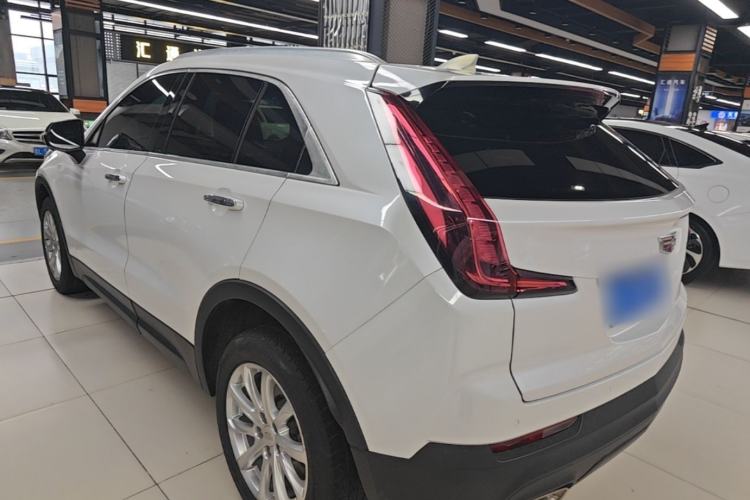 Used Cadillac XT4 2018 28T Two-Wheel Drive Tech Version Rear Left 45 Deg