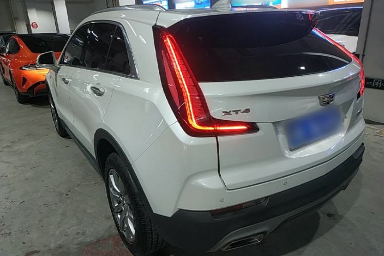 Used Cadillac XT4 2018 28T Two-Wheel Drive Leading Version Rear Left 45 Deg