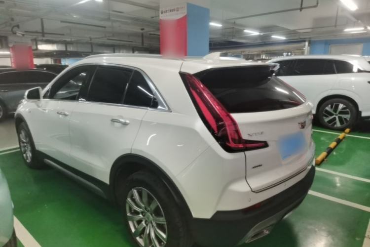 Used Cadillac XT4 2018 28T Four-Wheel Drive Leading Model Rear Left 45 Deg