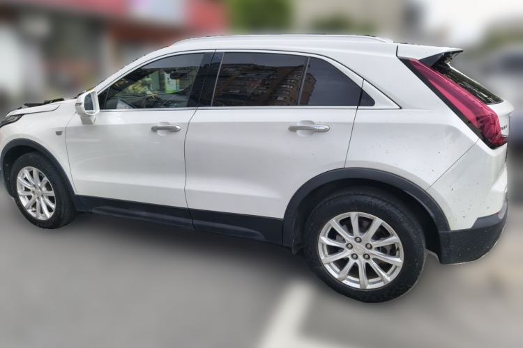 Used Cadillac XT4 2018 28T Two-Wheel Drive Tech Version Rear Left 45 Deg